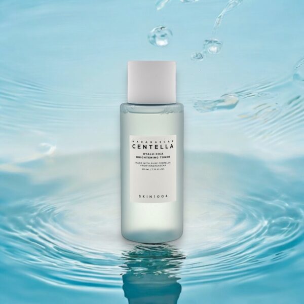 Madagascar Centella Hyalu-Cica Brightening Toner