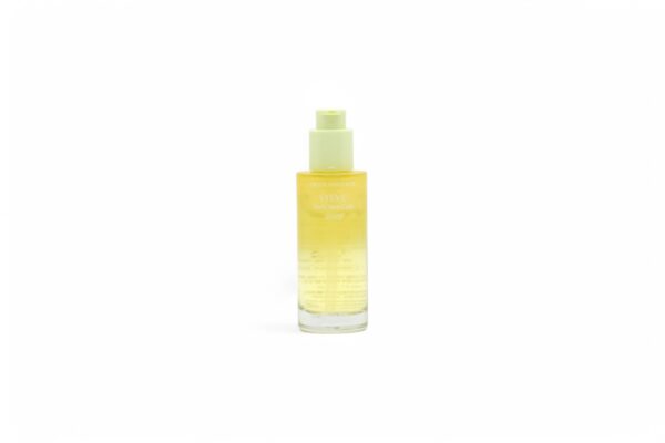 Green Tangerine Vita C Dark Spot Care Serum